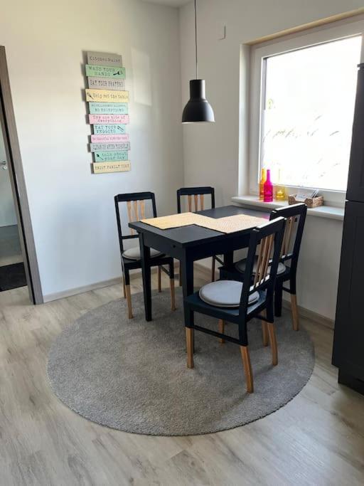 Appartement Buechensaal Mit Stellplatz Erlensee Eksteriør bilde